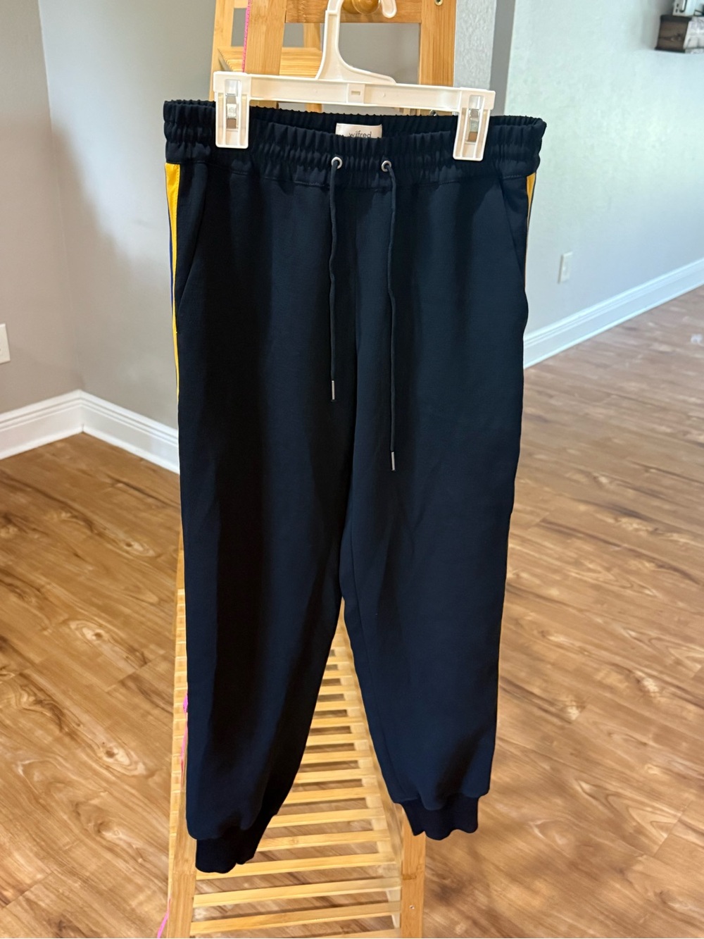 Wilfred Artizia Track Joggers with side stripe, XS